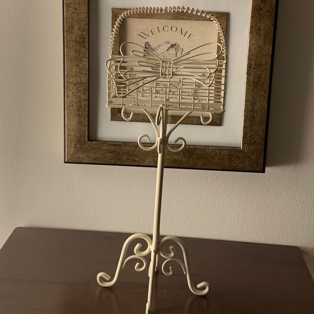 Metal Jewelry holder